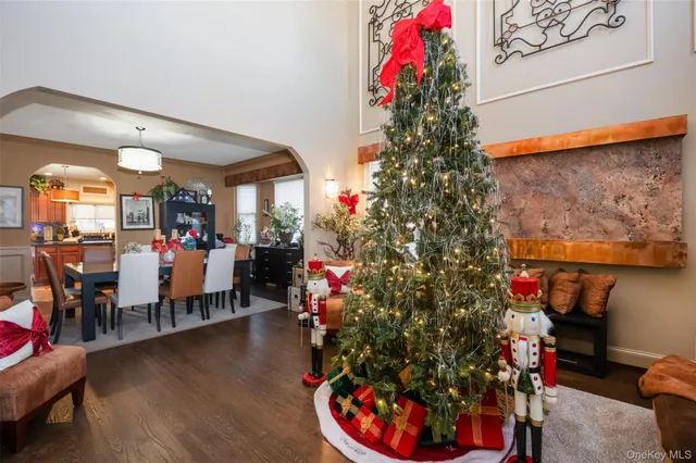 $1,950,000 | 1680 Lake Avenue, Merrick, NY 11566