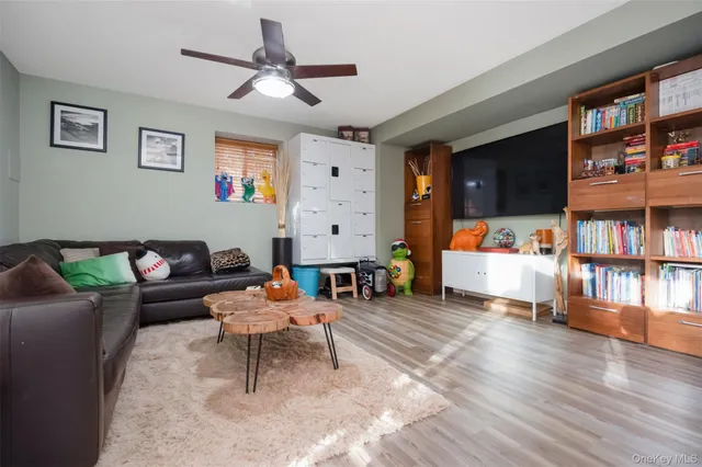 $1,950,000 | 1680 Lake Avenue, Merrick, NY 11566