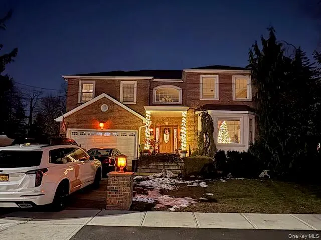 $1,950,000 | 1680 Lake Avenue, Merrick, NY 11566