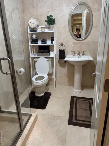 $1,950,000 | 1680 Lake Avenue, Merrick, NY 11566