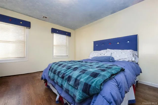 $1,950,000 | 1680 Lake Avenue, Merrick, NY 11566