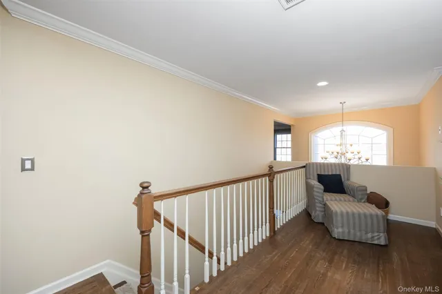 $1,899,000 | 1680 Lake Avenue, Merrick, NY 11566