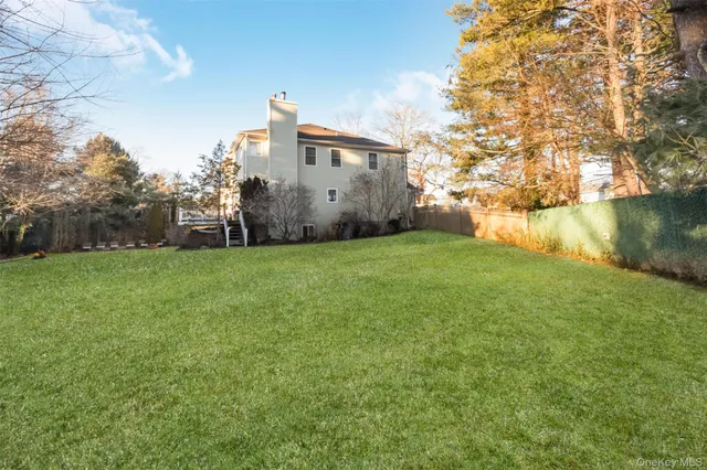 $1,950,000 | 1680 Lake Avenue, Merrick, NY 11566