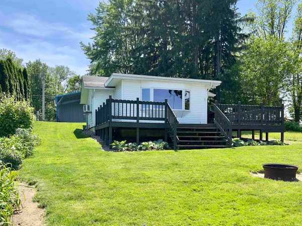 $229,900 | 4784 East Shore Park Road, Leesburg, IN 46538
