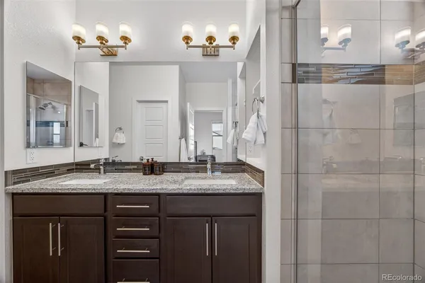 $469,900 | 19518 East Sunset Circle, Centennial, CO 80015
