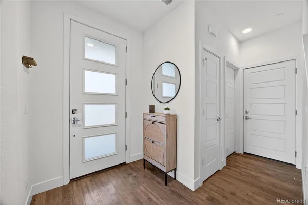 $469,900 | 19518 East Sunset Circle, Centennial, CO 80015