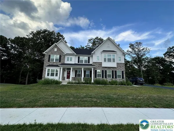 $1,099,000 | 1606 Watson Loop, Fogelsville, PA 18051