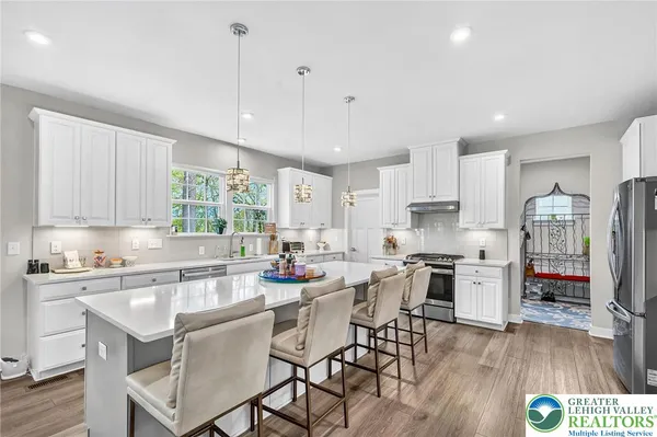 $1,099,000 | 1606 Watson Loop, Fogelsville, PA 18051