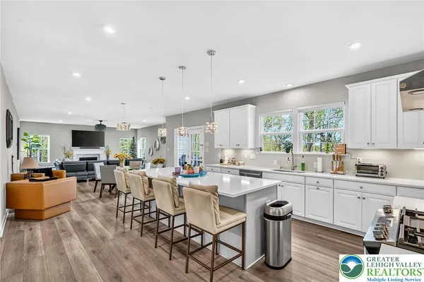 $1,099,000 | 1606 Watson Loop, Fogelsville, PA 18051