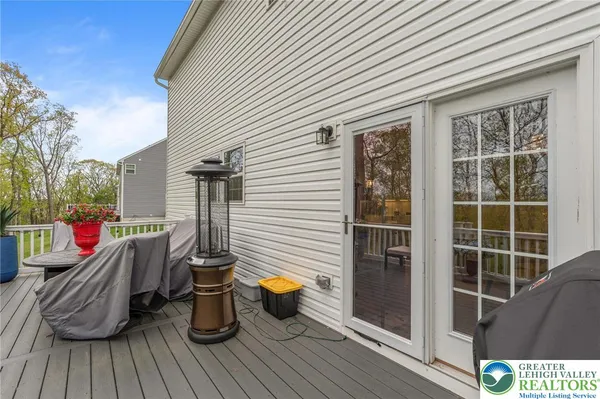 $1,099,000 | 1606 Watson Loop, Fogelsville, PA 18051