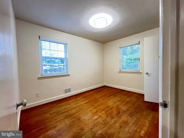 $3,450 | 5612 Massachusetts Avenue, Bethesda, MD 20816