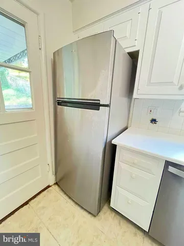 $3,450 | 5612 Massachusetts Avenue, Bethesda, MD 20816