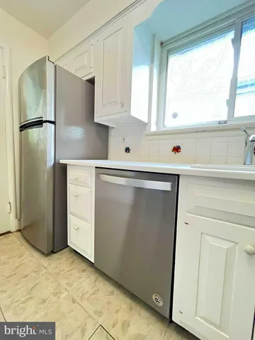 $3,450 | 5612 Massachusetts Avenue, Bethesda, MD 20816