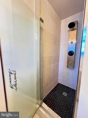 $3,450 | 5612 Massachusetts Avenue, Bethesda, MD 20816