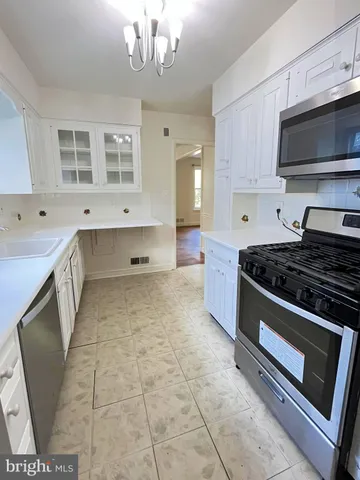 $3,450 | 5612 Massachusetts Avenue, Bethesda, MD 20816