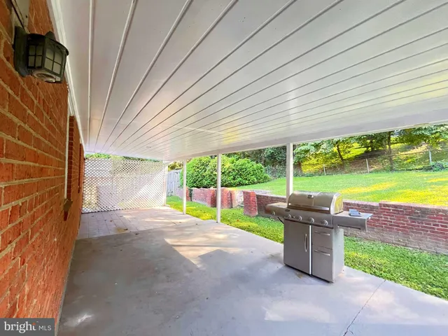 $3,450 | 5612 Massachusetts Avenue, Bethesda, MD 20816