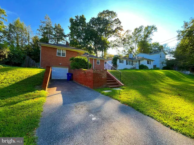 $3,450 | 5612 Massachusetts Avenue, Bethesda, MD 20816