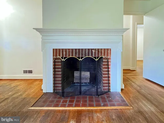 $3,450 | 5612 Massachusetts Avenue, Bethesda, MD 20816