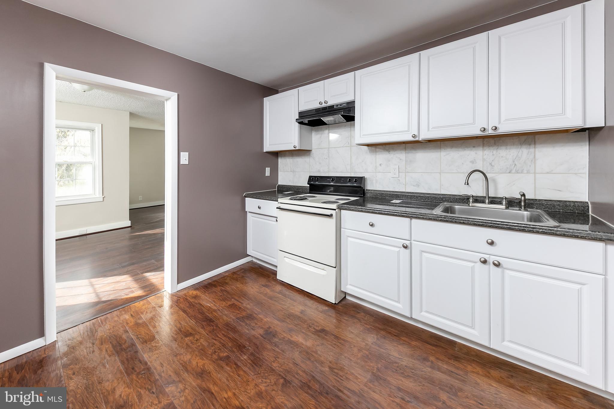 319 Lafayette Road Carneys Point, NJ 08069 - Photo 7 of 12