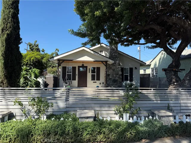 $3,950 | 1615 East Harding Street, Long Beach, CA 90805