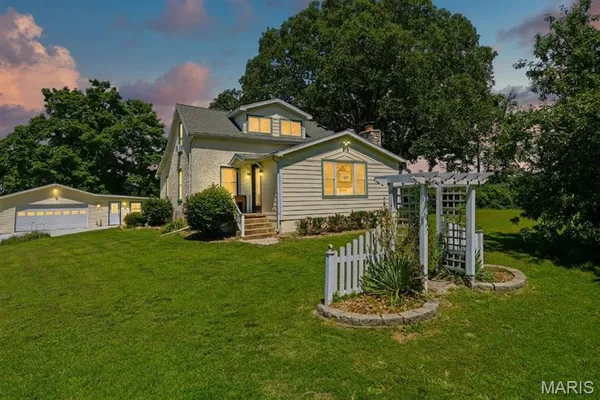 $375,000 | 255 Pickles Ford Road, St. Clair, MO 63077