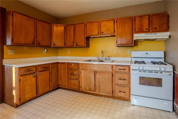 $319,000 | 18680 State Rd Uu, Jameson, MO 64647