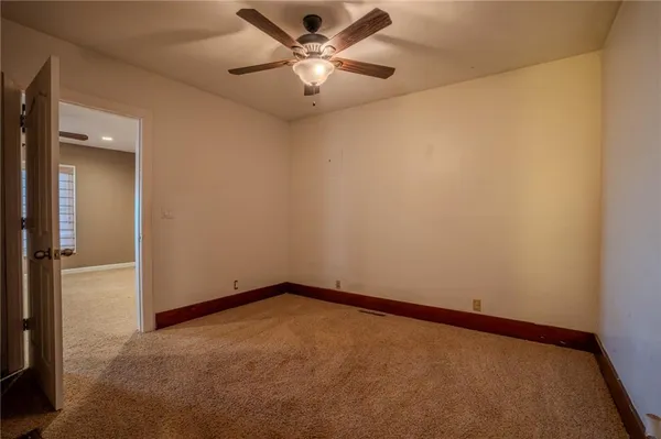 $329,000 | 18680 State Rd Uu, Jameson, MO 64647