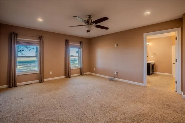 $329,000 | 18680 State Rd Uu, Jameson, MO 64647