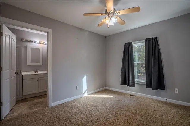 $360,000 | 18680 State Rd Uu, Jameson, MO 64647