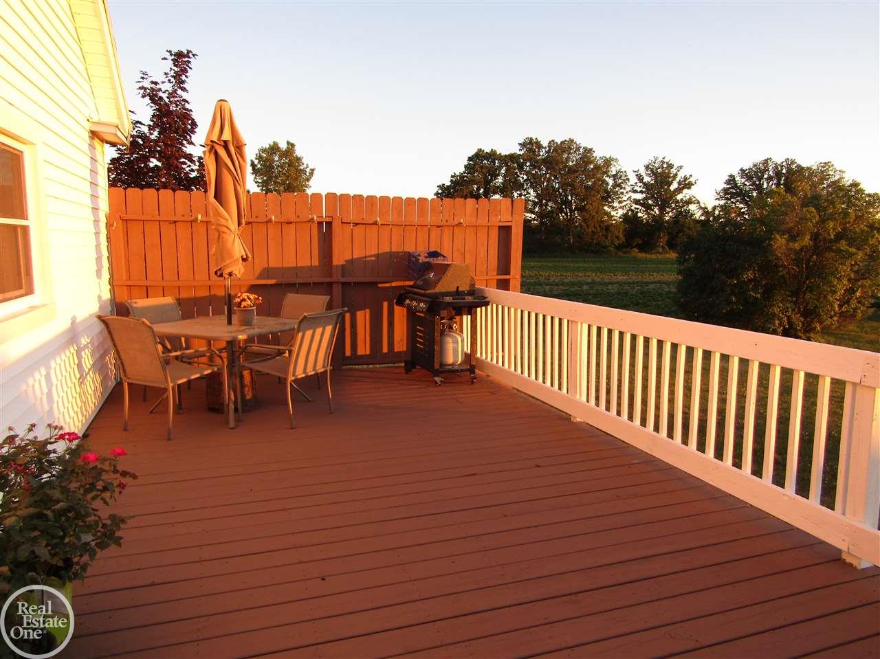 78141 Romeo Plank Road Armada, MI 48005 - Photo 26 of 55 31295223-25.JPG