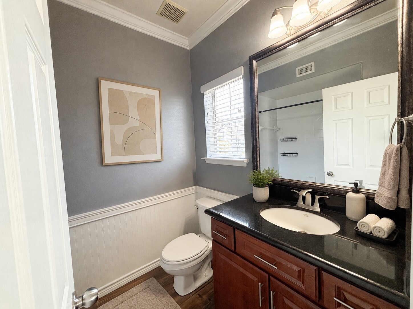 9200 Westheimer Road, Unit 707 Houston, TX 77063 - Photo 12 of 39 *This photo is virtually staged*