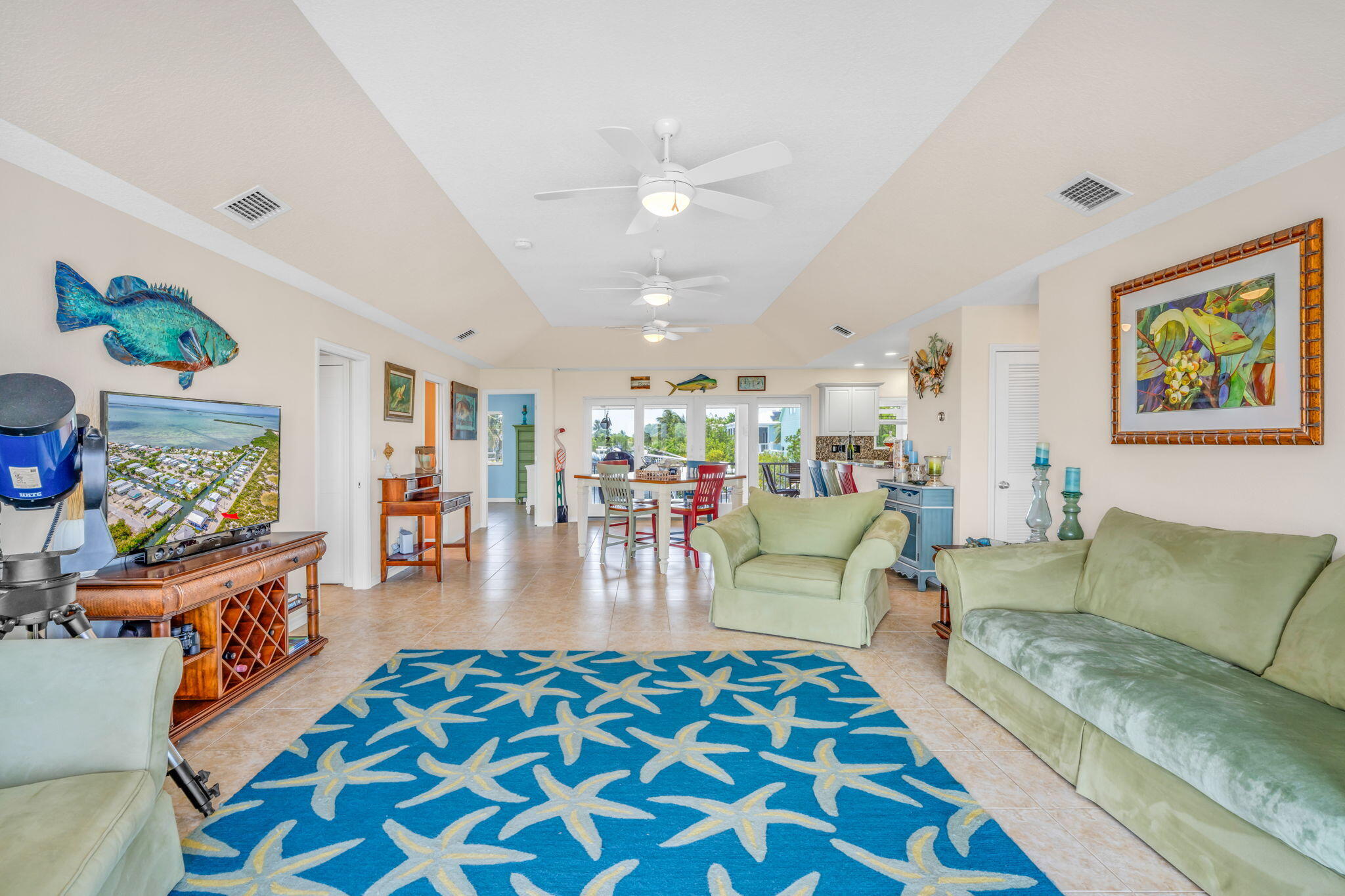 823 Indies Road Summerland Key, FL 33042 - Photo 9 of 48 a living room with furniture and a rug