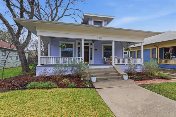 $539,500 | 2233 Fairmount Avenue, Fort Worth, TX 76110