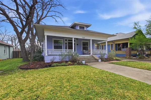 $539,500 | 2233 Fairmount Avenue, Fort Worth, TX 76110