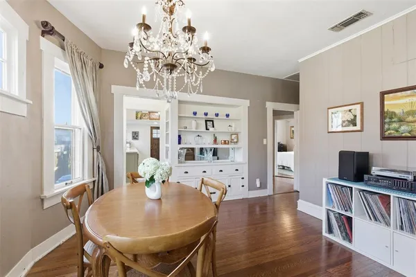 $539,500 | 2233 Fairmount Avenue, Fort Worth, TX 76110