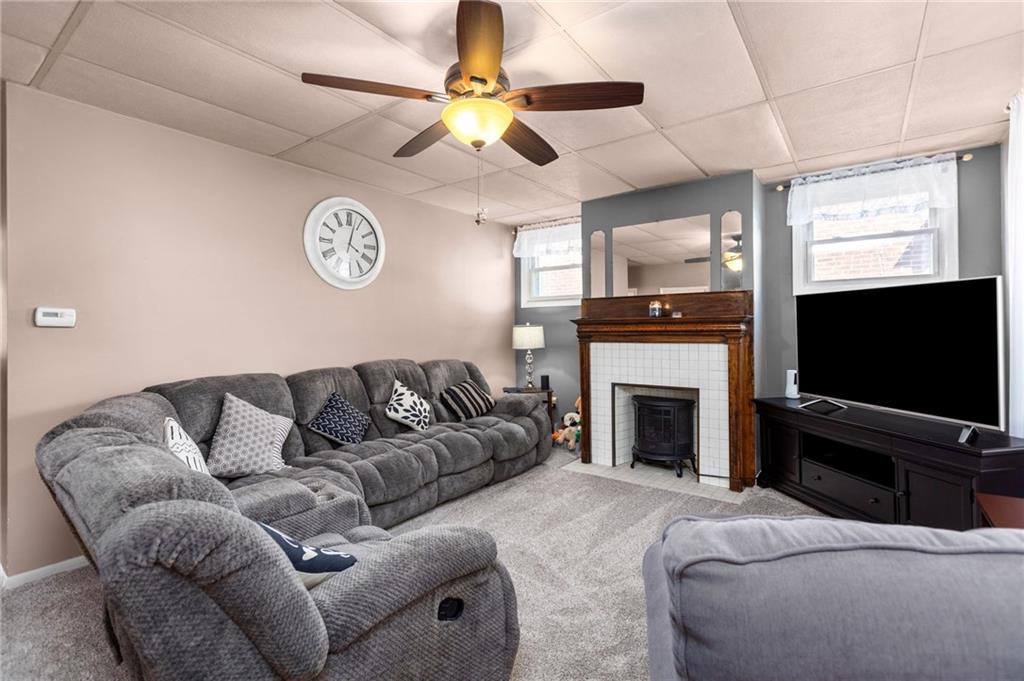 1517 Ridge Avenue Coraopolis, PA 15108 - Photo 9 of 20 Gallery Image 9