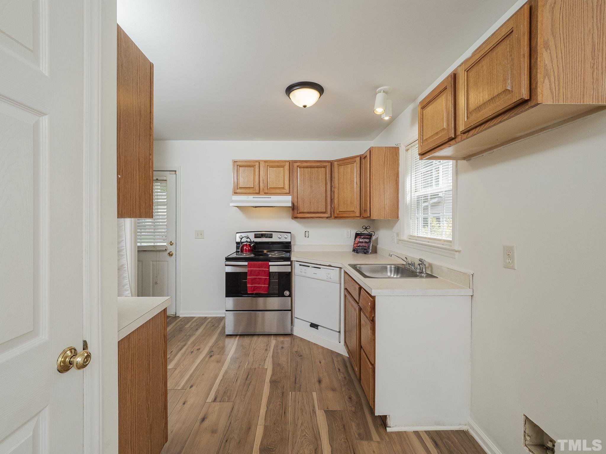 4717 Sinclair Drive Raleigh, NC 27616 - Photo 15 of 30