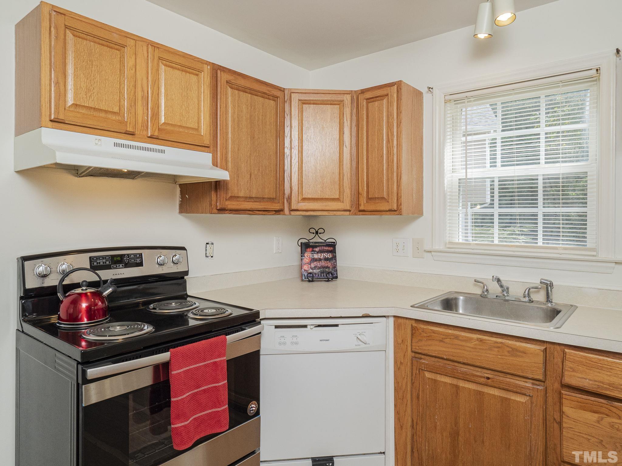 4717 Sinclair Drive Raleigh, NC 27616 - Photo 17 of 30