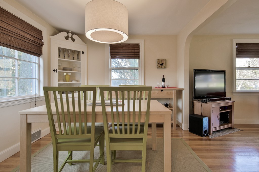 56 MacArthur Road Concord, MA 01742 - Photo 8 of 26 Gallery Image 8