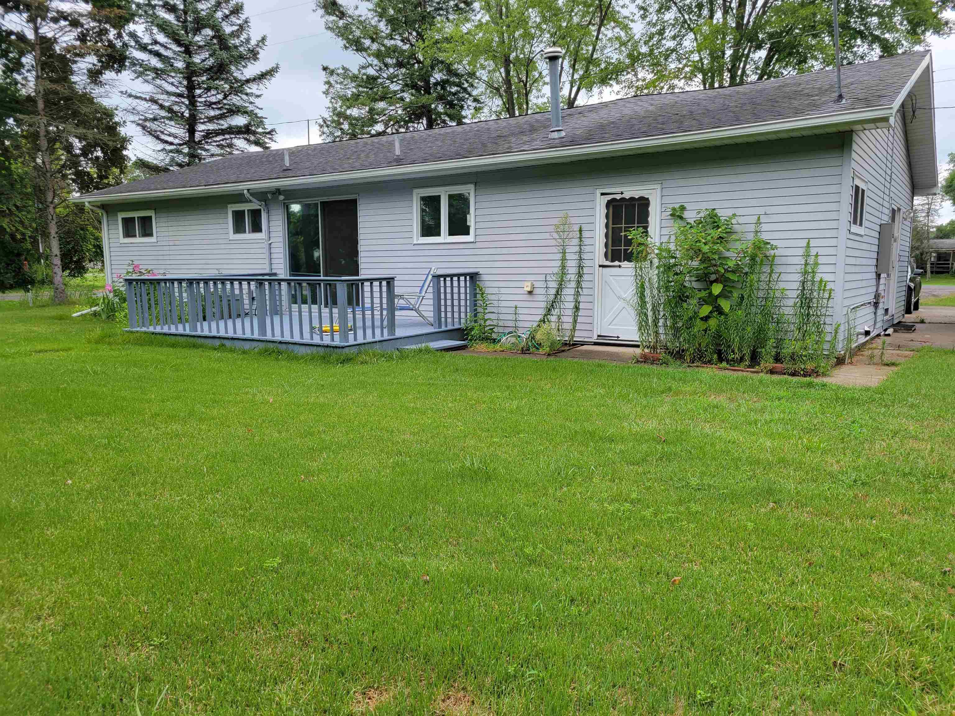 8030 Bell Road Birch Run, MI 48415 - Photo 8 of 40