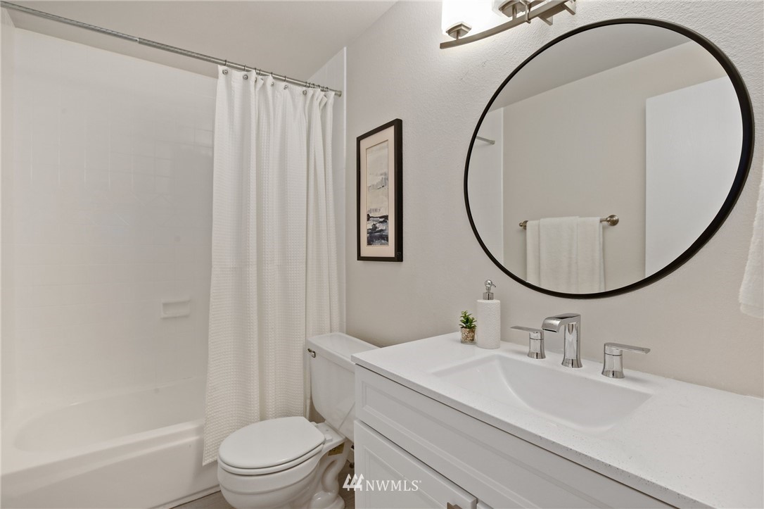 15907 Southeast 176th Place Renton, WA 98058 - Photo 11 of 30 Gallery Image 11