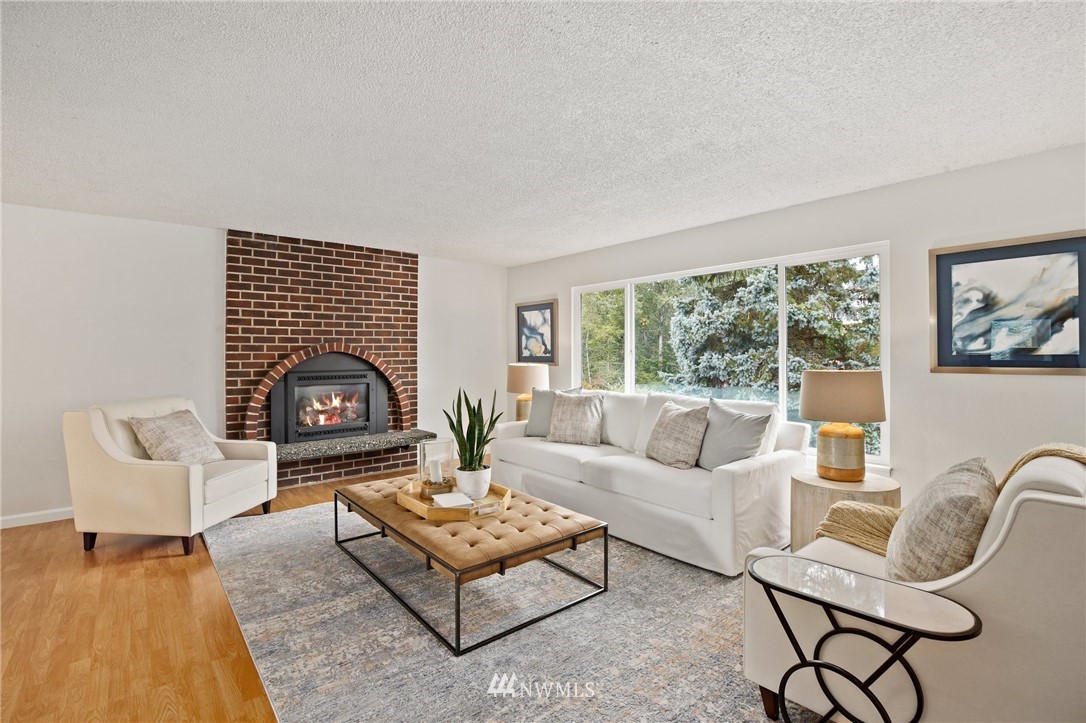 15907 Southeast 176th Place Renton, WA 98058 - Photo 3 of 30 Gallery Image 3