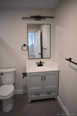 $1,500 | 54 Dixwell Avenue, New Haven, CT 06511