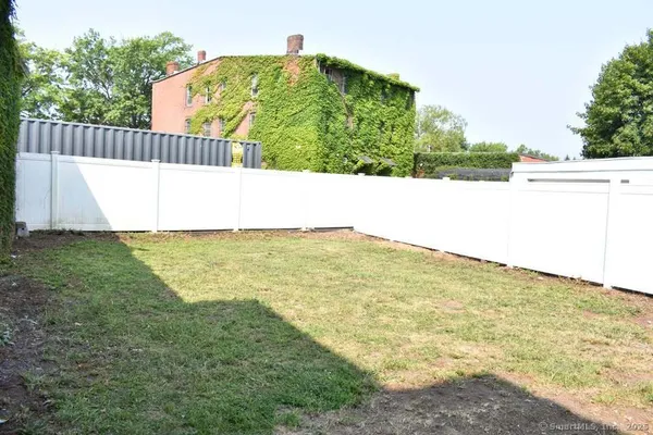 $1,500 | 54 Dixwell Avenue, New Haven, CT 06511