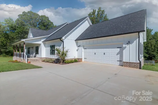 $634,000 | 5345 Christopher Road, Iron Station, NC 28080