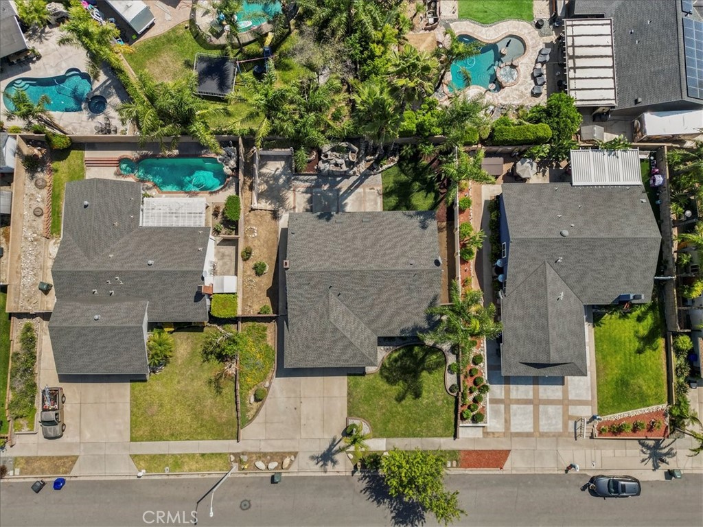 6449 Mayberry Avenue Rancho Cucamonga, CA 91737 - Photo 5 of 33