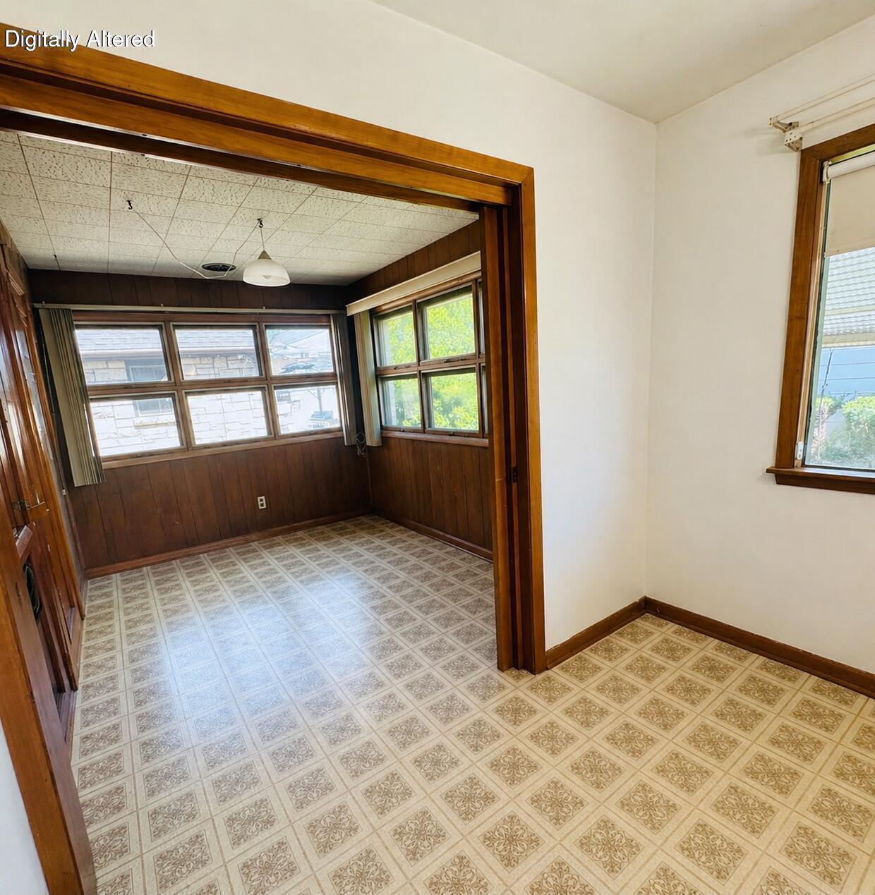 3140 South 28th Street Milwaukee, WI 53215 - Photo 12 of 24 Sunroom