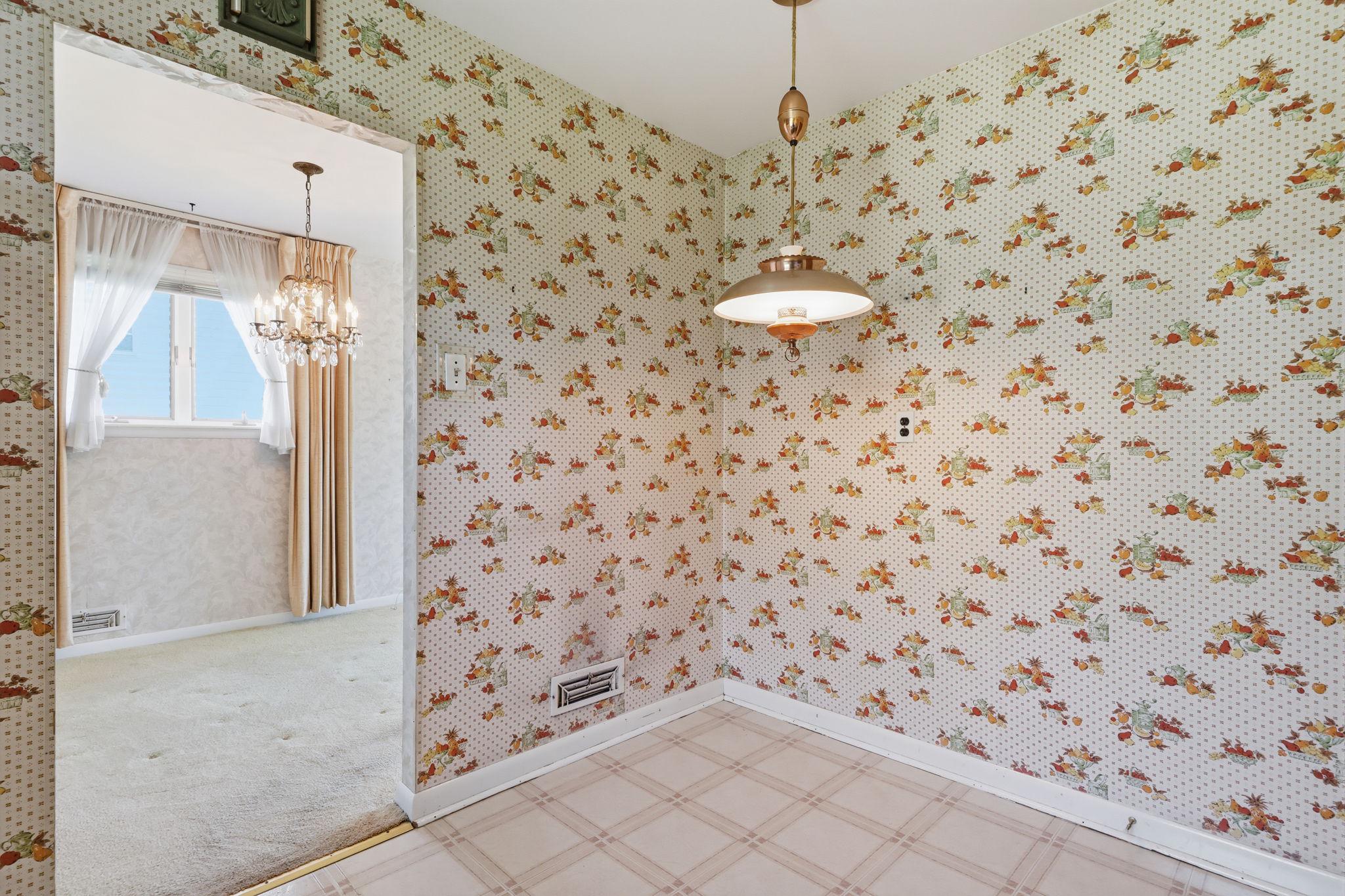 903 Pine Road Warminster, PA 18974 - Photo 9 of 24 Charming vintage kitchen nook awaits.