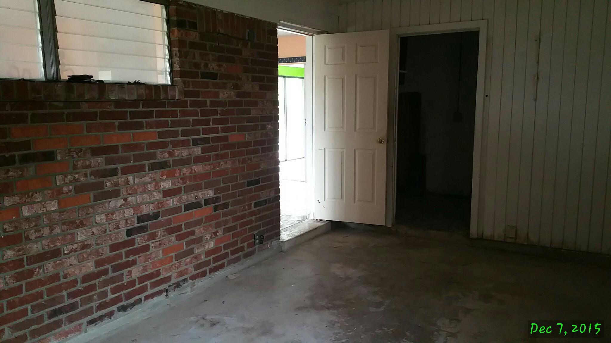 571 West 36th Street Riviera Beach, FL 33404 - Photo 8 of 29 IMG_20151207_152056