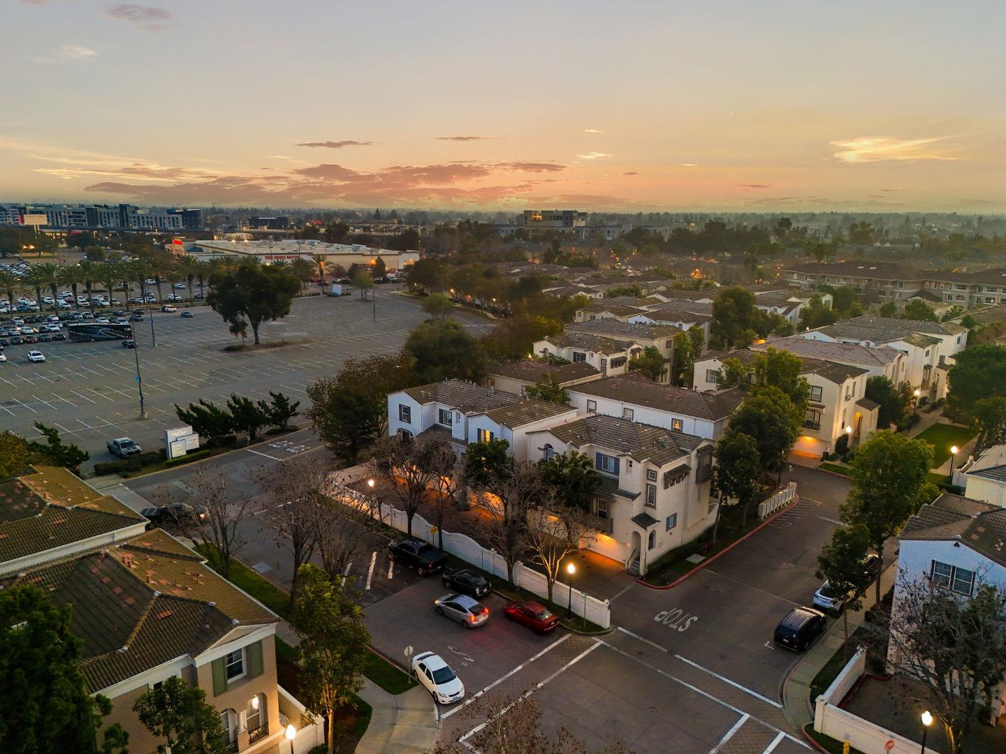 885 Spirit Walk Milpitas, CA 95035 - Photo 25 of 34